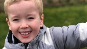 Torturado y envenenado: el caso de la muerte de un niño a manos de su padre y su madrastra Torturado y envenenado: el caso de la muerte de un niño a manos de su padre y su madrastra