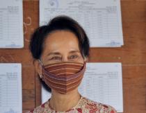 Tribunal de Birmania condena a Aung San Suu Kyi a cuatro años de prisión Tribunal de Birmania condena a Aung San Suu Kyi a cuatro años de prisión