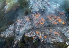 Alcalde de Castro habilita albergues y centro de acopio tras incendio que afectó a más de 140 casas Alcalde de Castro habilita albergues y centro de acopio tras incendio que afectó a más de 140 casas