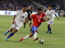 Marcelo Allende se robó las miradas en triunfo de Chile sobre El Salvador Marcelo Allende se robó las miradas en triunfo de Chile sobre El Salvador
