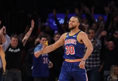 Stephen Curry bate el récord histórico de triples en la NBA con los Warriors Stephen Curry bate el récord histórico de triples en la NBA con los Warriors
