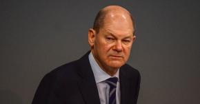 Canciller alemán Scholz promete luchar contra una "minoría de extremistas" antivacunas Canciller alemán Scholz promete luchar contra una "minoría de extremistas" antivacunas