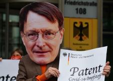 Operación policial en Alemania contra activistas antivacunas Operación policial en Alemania contra activistas antivacunas
