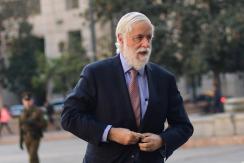 Ex ministro del gobierno de Frei, Eduardo Aninat anuncia voto "con dudas" por José Antonio Kast Ex ministro del gobierno de Frei, Eduardo Aninat anuncia voto "con dudas" por José Antonio Kast