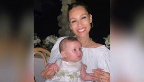 Todos de blanco y a la orilla de un lago: así fue el espectacular bautizo de Ana, la hija de Pampita Todos de blanco y a la orilla de un lago: así fue el espectacular bautizo de Ana, la hija de Pampita