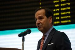 Presidente de la Bolsa de Santiago y elección de Boric: "Tuvo un discurso moderado y abierto" Presidente de la Bolsa de Santiago y elección de Boric: "Tuvo un discurso moderado y abierto"