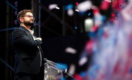 Gabriel Boric a una semana de ganar la elección: "Con esta misma energía y esperanza sigamos juntos" Gabriel Boric a una semana de ganar la elección: "Con esta misma energía y esperanza sigamos juntos"