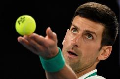 Djokovic no puede entrar a Australia por problemas de visa y aviva el escándalo tras exención médica