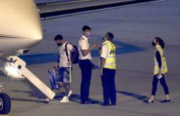Así fue la salida de Lionel Messi y su familia desde Argentina luego de superar el coronavirus Así fue la salida de Lionel Messi y su familia desde Argentina luego de superar el coronavirus