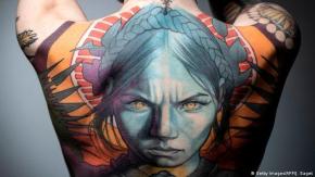 ¿Fin de los tatuajes coloridos? La UE prohíbe muchas tintas ¿Fin de los tatuajes coloridos? La UE prohíbe muchas tintas