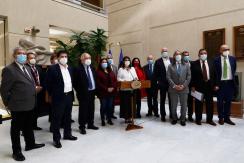 Diputados del Partido Socialista en la cámara a cuarentena: Diputada afectada no estaría vacunada Diputados del Partido Socialista en la cámara a cuarentena: Diputada afectada no estaría vacunada