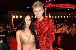 Anillo de compromiso de Megan Fox tiene espinas para que le duela al quitárselo: “El amor es dolor” Anillo de compromiso de Megan Fox tiene espinas para que le duela al quitárselo: “El amor es dolor”