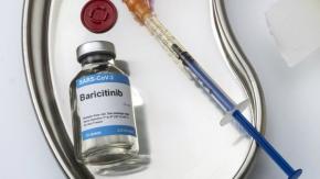 Baricitinib y sotrovimab, los nuevos medicamentos que autorizó la OMS para tratar casos Covid Baricitinib y sotrovimab, los nuevos medicamentos que autorizó la OMS para tratar casos Covid