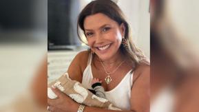 Carolina Arregui tras conocer a su nieto luego de una semana: "Lo tuve como 4 o 5 horas en brazos" Carolina Arregui tras conocer a su nieto luego de una semana: "Lo tuve como 4 o 5 horas en brazos"