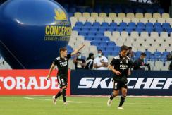 Colo Colo está superando a Católica y se está coronando campeón de Supercopa Colo Colo está superando a Católica y se está coronando campeón de Supercopa