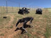 EE.UU. patrulla su frontera con perros robóticos: realizan tareas de vigilancia y reconocimiento EE.UU. patrulla su frontera con perros robóticos: realizan tareas de vigilancia y reconocimiento