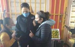 Detienen a mujer que le rompió la nariz a niña de 12 años por celos Detienen a mujer que le rompió la nariz a niña de 12 años por celos