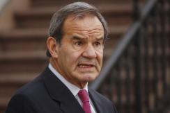 Allamand asume nuevo cargo internacional en España a dos días de haber renunciado a la Cancillería Allamand asume nuevo cargo internacional en España a dos días de haber renunciado a la Cancillería