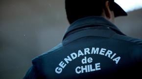 Gendarme termina herido a bala tras intento de fuga de un reo desde el Hospital Barros Luco Gendarme termina herido a bala tras intento de fuga de un reo desde el Hospital Barros Luco