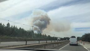 Incendio forestal en Collipulli obliga corte de tránsito en Ruta 5 Incendio forestal en Collipulli obliga corte de tránsito en Ruta 5