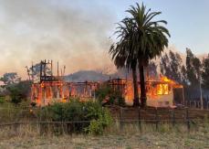 Incendio consume casa de Diego Paulsen en La Araucanía: Se investigan causas del siniestro Incendio consume casa de Diego Paulsen en La Araucanía: Se investigan causas del siniestro