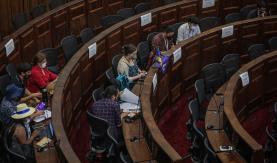 Un 47% de encuestados por Cadem aprobará nueva Constitución: cifra bajó 9 puntos desde enero