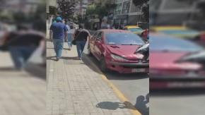 Rescatan a guagua desde interior de auto: su madre lo dejó mientras iba a entrevista de trabajo Rescatan a guagua desde interior de auto: su madre lo dejó mientras iba a entrevista de trabajo