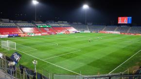 La Roja estaría buscando nueva localía para enfrentar a Uruguay por Clasificatorias La Roja estaría buscando nueva localía para enfrentar a Uruguay por Clasificatorias