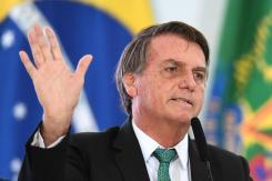 El ministerio de Justicia brasileño concede a Bolsonaro la medalla al "mérito indigenista" El ministerio de Justicia brasileño concede a Bolsonaro la medalla al "mérito indigenista"