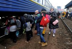 Ucrania posterga la evacuación de Mariúpol por violación rusa del alto el fuego Ucrania posterga la evacuación de Mariúpol por violación rusa del alto el fuego