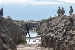 Anuncian creación de nueva zanja en Colchane para evitar paso de migrantes Anuncian creación de nueva zanja en Colchane para evitar paso de migrantes