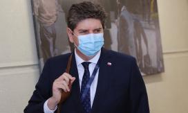 Hacienda avisa de nuevo aumento en precio de la bencina: "Empezamos a ver los efectos de la guerra" Hacienda avisa de nuevo aumento en precio de la bencina: "Empezamos a ver los efectos de la guerra"