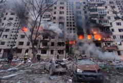 Al menos un muerto en ataque contra un edificio de viviendas en Kiev Al menos un muerto en ataque contra un edificio de viviendas en Kiev