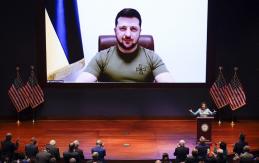 Presidente de Ucrania, Volodimir Zelenski, insta a Joe Biden a ser el "líder de la paz" Presidente de Ucrania, Volodimir Zelenski, insta a Joe Biden a ser el "líder de la paz"