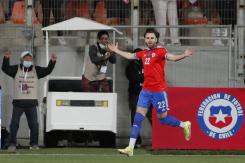 La Roja confirma que Brereton no viaja Brasil: se quedará en Chile haciendo trabajos de preparación La Roja confirma que Brereton no viaja Brasil: se quedará en Chile haciendo trabajos de preparación