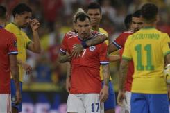 Chile cae goleado ante Brasil y se aferra a un milagro para alcanzar el repechaje a Qatar 2022 Chile cae goleado ante Brasil y se aferra a un milagro para alcanzar el repechaje a Qatar 2022