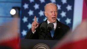 Rusia y Ucrania: Putin "no puede permanecer en el poder", dice Biden en mensaje dirigido a los rusos Rusia y Ucrania: Putin "no puede permanecer en el poder", dice Biden en mensaje dirigido a los rusos