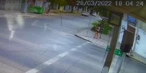 Joven trans fue atacada con arma blanca y tuvo que ser auxiliada por vecinos Joven trans fue atacada con arma blanca y tuvo que ser auxiliada por vecinos