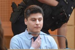 Chileno Nicolás Zepeda durante juicio en Francia: "Yo no maté a Narumi, lo niego con toda mi fuerza" Chileno Nicolás Zepeda durante juicio en Francia: "Yo no maté a Narumi, lo niego con toda mi fuerza"