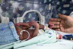 Gobierno británico pide disculpas por la muerte de 200 bebés en una maternidad Gobierno británico pide disculpas por la muerte de 200 bebés en una maternidad