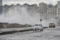 Armada anuncia "marejadas anormales" desde el Golfo de Penas hasta Arica Armada anuncia "marejadas anormales" desde el Golfo de Penas hasta Arica