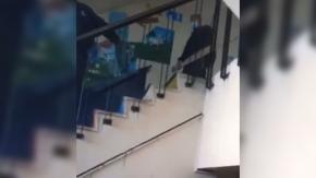 Formalizan por amenazas y daños a hombre que llegó a liceo de Coronel con un palo con clavos