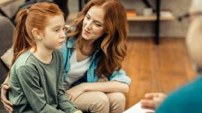 Día del Autismo: qué es el camuflaje social y por qué hace más difícil diagnosticar autismo en niñas Día del Autismo: qué es el camuflaje social y por qué hace más difícil diagnosticar autismo en niñas