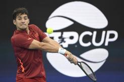 Cristian Garín cayó con polémica ante John Isner en semifinales del ATP 250 de Houston Cristian Garín cayó con polémica ante John Isner en semifinales del ATP 250 de Houston