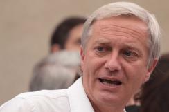 Kast reaparece y critica al gobierno: "Pareciera ser que hay mucho alumno en práctica" Kast reaparece y critica al gobierno: "Pareciera ser que hay mucho alumno en práctica"