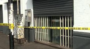 Sujetos escapan tras intento de asalto en banco BCI de Recoleta: robaron arma del guardia Sujetos escapan tras intento de asalto en banco BCI de Recoleta: robaron arma del guardia