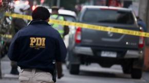 Hombre habría matado de un disparo a ladrón que le robó un celular a su esposa en un bar de Teno Hombre habría matado de un disparo a ladrón que le robó un celular a su esposa en un bar de Teno