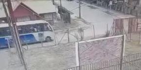 Muere joven que cayó de una micro en Concepción Muere joven que cayó de una micro en Concepción