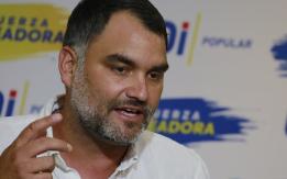 Macaya (UDI): "Tenemos que exigirle al gobierno coherencia y una hoja de ruta" Macaya (UDI): "Tenemos que exigirle al gobierno coherencia y una hoja de ruta"