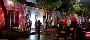 Persona de más de 100 años falleció tras incendio en Barrio Yungay Persona de más de 100 años falleció tras incendio en Barrio Yungay